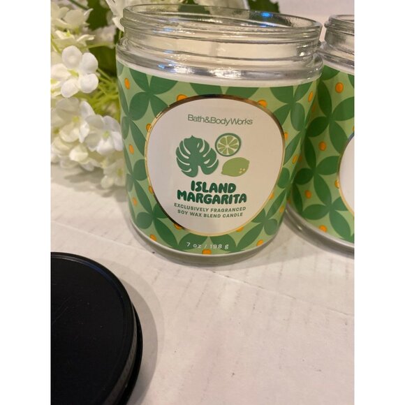 Bath &  Body Works “Island Margarita” 2 New Single Wick Candles - Picture 2 of 6
